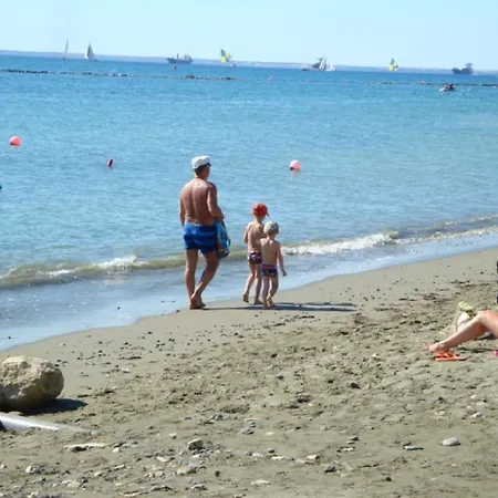 River Beach No. 202, Block B *